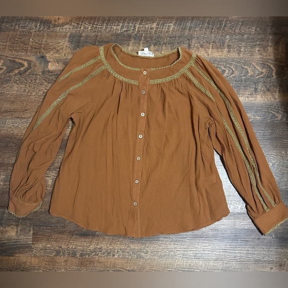 Listicle Bohemian Embroidered Peasant Top Relaxed Fit Gypsy Button Up Size Large - Picture 1 of 3